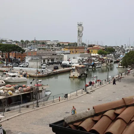 Lullaby - Attico Sul Porto Canale Di Apartament Cesenatico