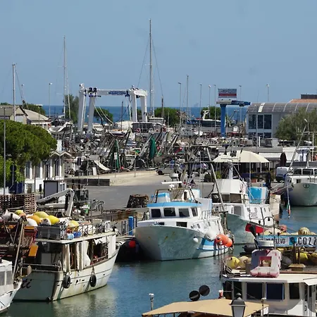 Lägenhet Lullaby - Attico Sul Porto Canale Di