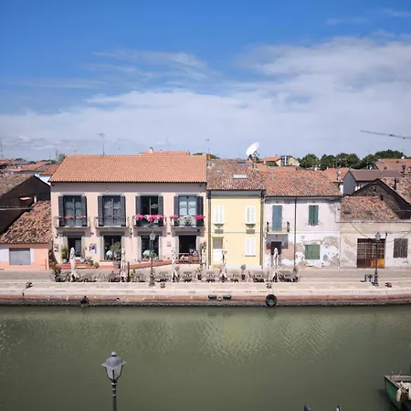 Lullaby - Attico Sul Porto Canale Di شقة