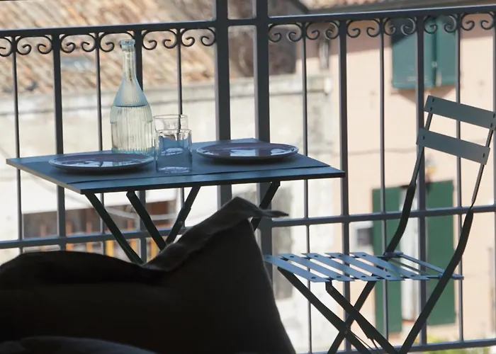 Lullaby - Attico Sul Porto Canale Di شقة