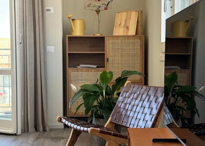 Lullaby - Attico Sul Porto Canale Di تْشيزيناتيكو